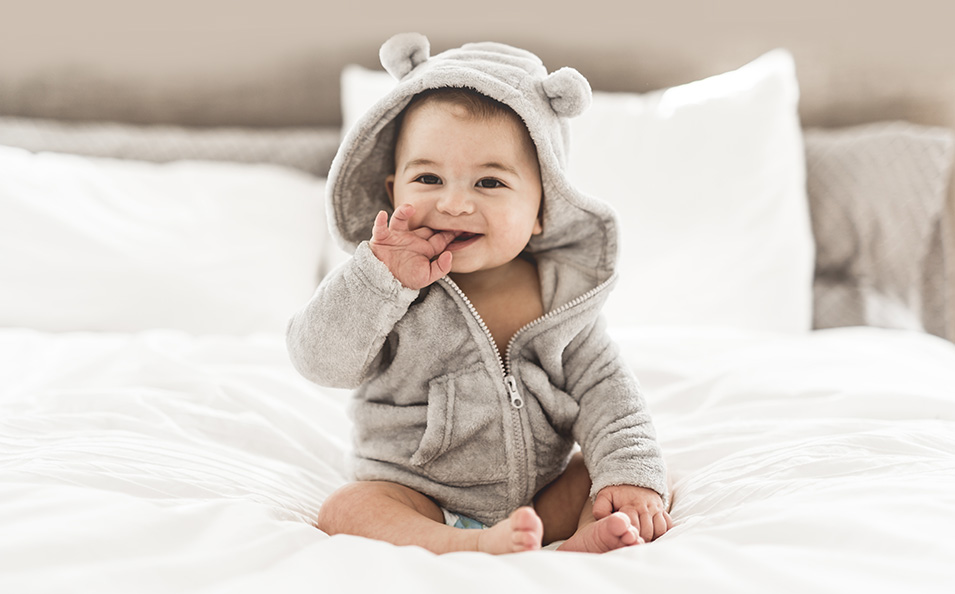 Wenn der Bauch zwickt: Bauchschmerzen bei Kindern. Wenn der Bauch zwickt: Bauchschmerzen bei Kindern.